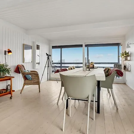 Prázdninový dům 3 Bedroom Stunning In *