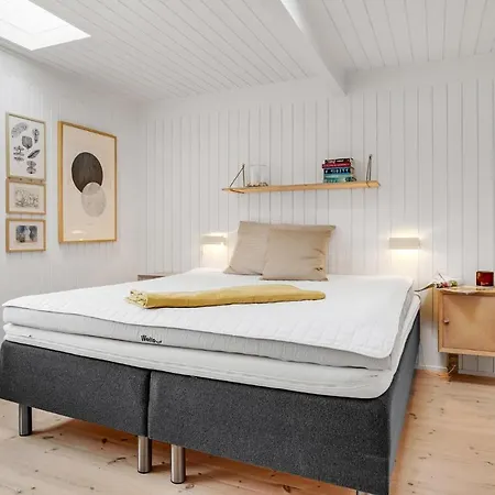 3 Bedroom Stunning In *