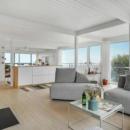 Σπίτι διακοπών 3 Bedroom Stunning In *