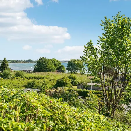 3 Bedroom Stunning In Sjolund